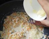 Foto langkah ke 11 dari resep Resep risolles creamy ragout.