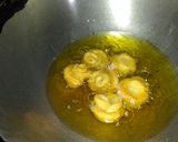 A picture of step 2 of Rose mathri.