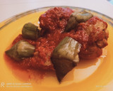 Foto del paso 5 de la receta: Muslos y contramuslos en salsa de tomate y un plus