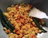 A picture of step 4 of Gobhi Gajar 🥕Sabji.