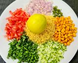 ભેળ (Bhel Recipe In Gujarati) રેસીપી સ્ટેપ1ફોટો