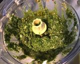 Une image de l'étape 6 de Pesto de céleri branche à l ail,pistaches et parmesan.
