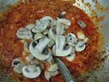 Mushroom masala