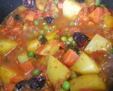 A picture of step 5 of Methi Aloo Gajar Matar ki bhujiya !.