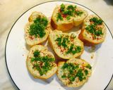 Hình bước làm 6 của món Bánh mì Baguette nướng tỏi làm món chay ngày rằm