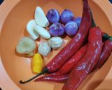 Foto langkah ke 1 dari resep Tongkol Asam Padeh.