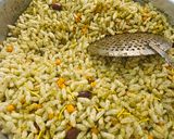 A picture of step 7 of Panipuri kurmura.