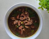 Foto langkah ke 6 dari resep Rawon Daging Hitam Pekat Gurih 🖤🍲.