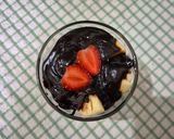 Foto langkah ke 3 dari resep Choco Strawberry.