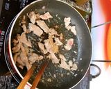 Hình bước làm 2 của món Bò xào bông cải sốt dầu hào