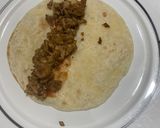 A picture of step 4 of Soft shell Tacos🌮.