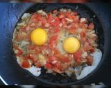 Foto langkah ke 3 dari resep Shakshouka (Telur orak arik Arab).