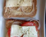 A picture of step 2 of Cheese pasta sandwich.