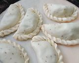 A picture of step 5 of Mini savoury gujiya.