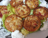 Foto del paso 3 de la receta: Mini tortillas de atún, pimientos rojos y queso al horno