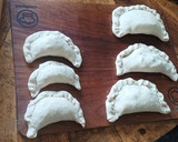 Foto del paso 2 de la receta: Empanadas de penca con caracol y queso