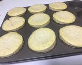 Foto del paso 5 de la receta Mini tartas de requesón con “sirope” de chocolate y galleta