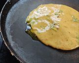A picture of step 2 of Roti cheela.