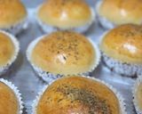 Foto langkah ke 5 dari resep Roti isi daging.