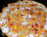 Foto del paso 7 de la receta: Tarta de duraznos (con masa de pascualina)
