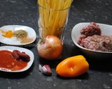 A picture of step 16 of Persian style spaghetti.