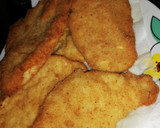 Foto del paso 4 de la receta: Filetes de pollo empanados fácil 💕