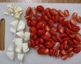 Foto del paso 1 de la receta: Pasta tomate cherry y albahaca