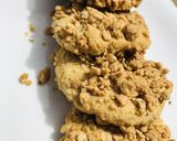 A picture of step 2 of Peanuts and yoghurt cookies.
