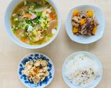 A picture of step 4 of Pork Miso Soup (Tonjiru).