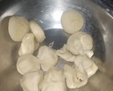 गुजिया (Gujiya recipe in Hindi) रेसिपी चरण 2 फोटो
