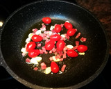 Foto del paso 3 de la receta: Brócoli con jamón curado y tomatitos cherrys 🥦