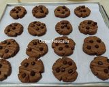 Foto langkah ke 6 dari resep Triple Chocolate Cookies.