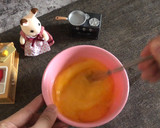 Foto langkah ke 6 dari resep Sarapan Praktis : Omelet Tomat.
