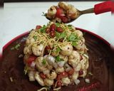 A picture of step 5 of Makhana Bhel.