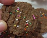 Foto langkah ke 7 dari resep Cookies Cokelat Delfi Hot Cocoa simple.