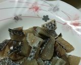 รูปขั้นตอนการทำที่ 1 ของ ผัดเผ็ดปลานิลแดดเดียวทอด