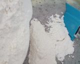 Foto langkah ke 5 dari resep Bolu ubi ungu tabur keju (3 telur).