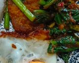 รูปขั้นตอนการทำที่ 13 ของ ผัดเผ็ดหมูกรอบด้วยหม้อทอดไร้น้ำมัน
