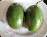 A picture of step 1 of Raw mango squash.