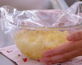 A picture of step 7 of Crisply Crumbly Potato Pie with Moist Filling.