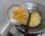 Foto langkah ke 3 dari resep Sambal kering kentang.