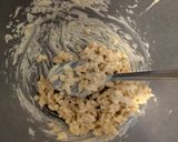 A picture of step 2 of Quick crispy chocolate snack.