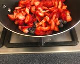 Foto del paso 1 de la receta: Frutos rojos de Año Nuevo postre