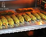 A picture of step 5 of Pesto chicken seekh kabab.
