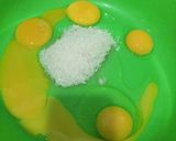 Foto langkah ke 1 dari resep Cake kuning telur.