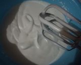 Foto langkah ke 2 dari resep Bolu Air 1 Telur Tanpa Mentega Tanpa Minyak.
