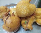 स्पाइसी मिर्च और बेसन की फुलौरी (Spicy mirch aur besan ki fulauri recipe in Hindi) रेसिपी चरण 5 फोटो