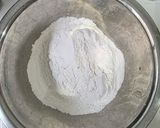 Foto langkah ke 1 dari resep Kue Pelita.