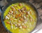 Foto del paso 8 de la receta: Mejillones al vino blanco con arroz amarillo. #delantaldorado
