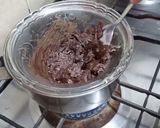 A picture of step 2 of Chocolate Nuts Bark.